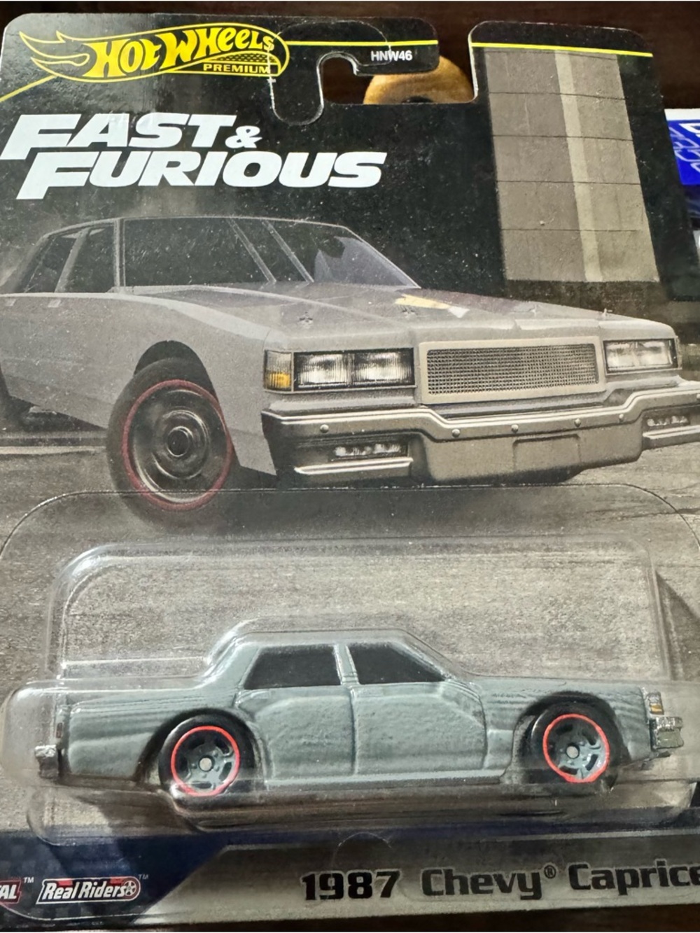 Hot Wheels Premium Fast & Furious 1987 Chevy Caprice - Gray
